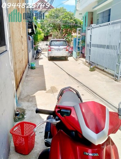 Gấp bán, Nhà mới ở ngay, diện tích lớn 103m2, kiệt lớn ô tô đường TRƯỜNG CHINH, Đà Nẵng, với Chỉ