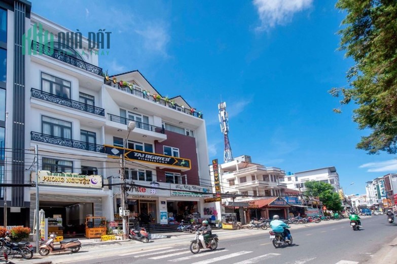 Bán khách sạn mặt tiền Bùi Thị Xuân Đà Lạt 18 phòng