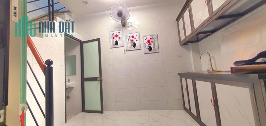 Phố Tân Mai, Dtsd 18m, nhà 4 tầng giá 1. Tỷ 28.