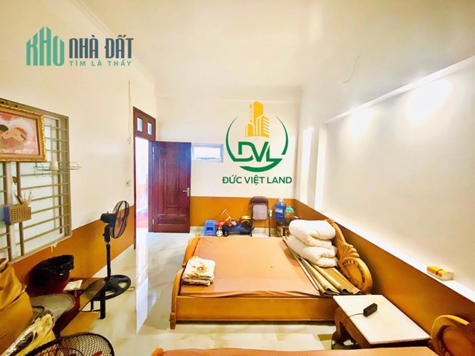 Bán nhà 3 tầng phố Soi Tiền, P Cốc Lếu, Tp Lào cai giá chỉ 9 tỷ 5