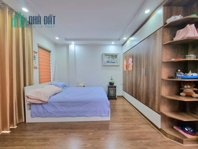 NHÀ THẠCH BÀN ĐEP.,3 TỶ,38 M2, 5 TẦNG,NGAY PHỐ LỚN
