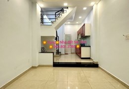 Nhà mới Quận 3- 23m2 -2 tầng BTCT