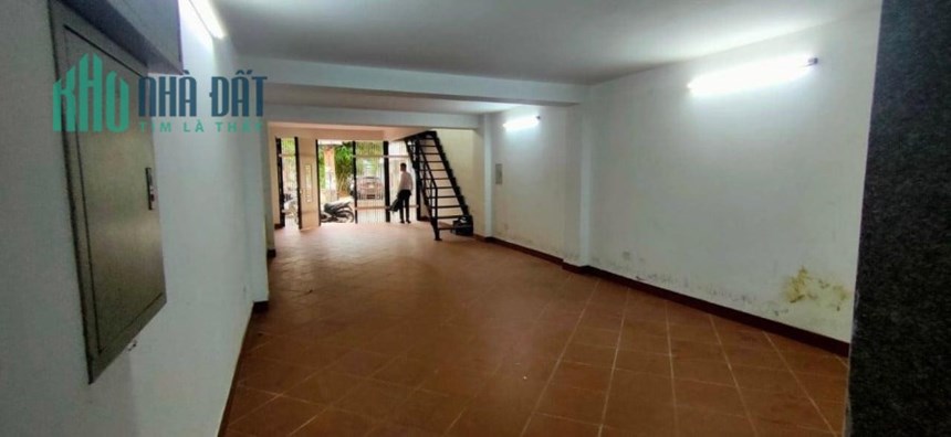 NHÀ ĐẸP CHO THUÊ TOÀN BỘ NHÀ CẦU GIẤY, 6 TẦNG THANG MÁY, KINH DOANH GÌ CŨNG TỐT