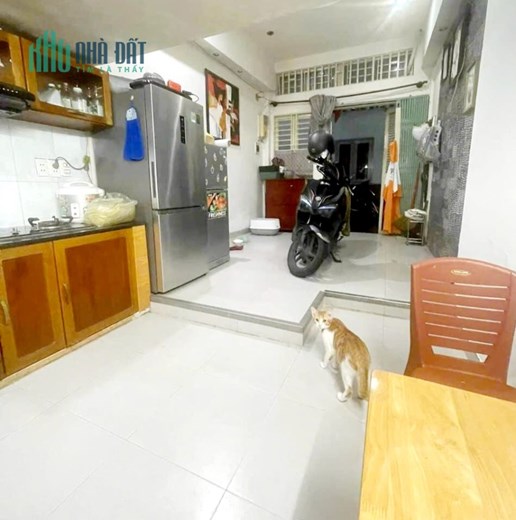 Bán nhà trung tâm quận Phú Nhuận, 25m² 2 Lầu ở ngay, giá 2.65 tỷ