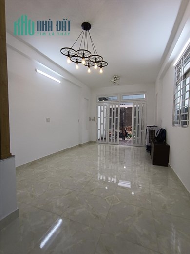 Nhà phố Linh Đông gần đường Kha Vạn Cân Thủ Đức - hẻm ô tô - hơn 6 tỷ TL