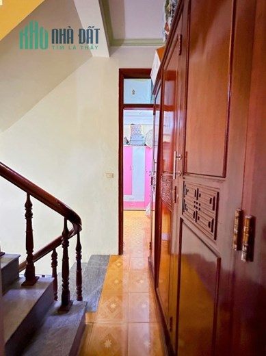 Bán nhà phân lô Phạm Ngọc Thạch 40m2 5 tầng, 2 thoáng, thông tứ tung, 4.5 tỷ