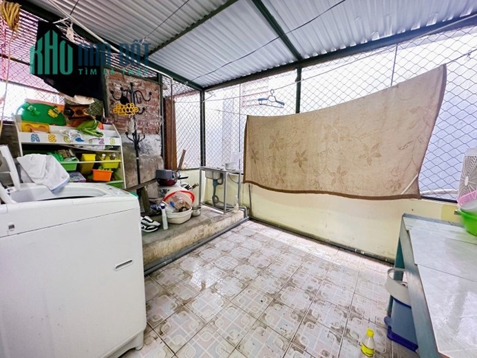 Bán nhà phân lô Phạm Ngọc Thạch 40m2 5 tầng, 2 thoáng, thông tứ tung, 4.5 tỷ