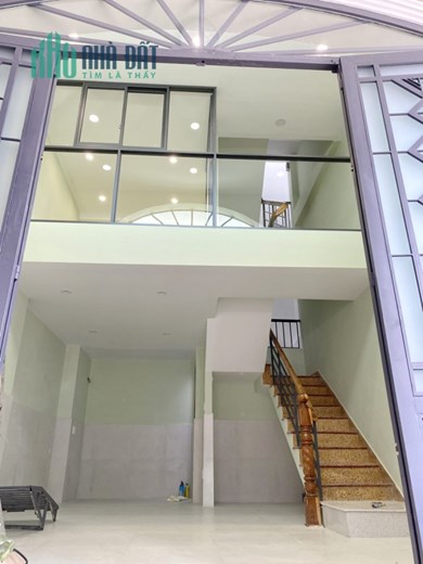 Cho thuê NNC Mặt Tiền Phan Văn Trị Phường 2 Quận 5. Giá 23 triệu