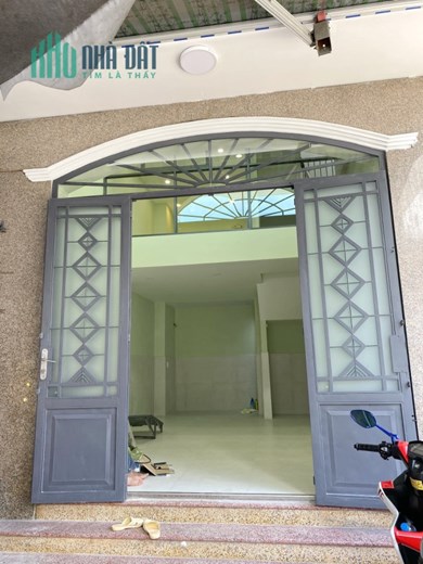 Cho thuê NNC Mặt Tiền Phan Văn Trị Phường 2 Quận 5. Giá 23 triệu