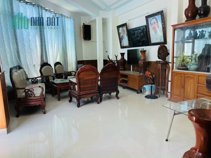 Bán căn góc đường 13m 3 tầng VCN Phước Hải