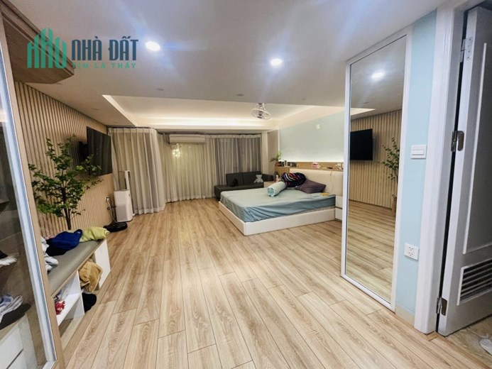 Bán nhà phố Trần Đăng Ninh, 98m2, 6T, phân lô, TM, ô tô tránh, nội thất đẹp, ở sướng, Giá 20.8 tỷ