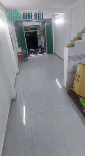 Bán nhà 4 tầng BTCT 4PN, 30m2 SHR, Hậu Giang, Quận 6, chỉ 3.6 tỷ TL