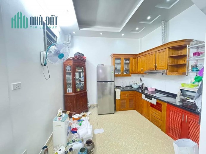 BÁN GẤP NHÀ BẠCH MAI - GIẢM 350 TRIỆU - 40M - 4 TỶ 25 - TẶNG NỘI THẤT - LÕI HAI BÀ TRƯNG