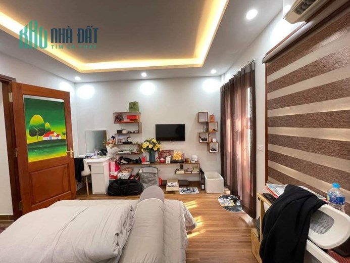 Liễu Giai- Ba Đình - PHÂN LÔ O TÔ - KD 32m,5T,MT 4,4m, 8,8 tỷ.