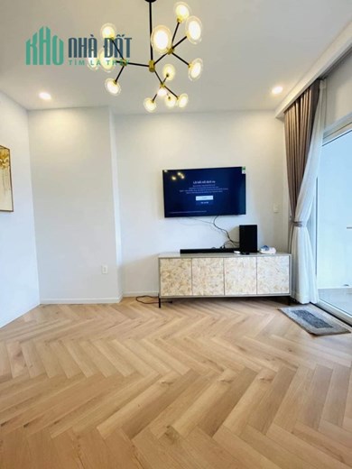 Quận Phú Nhuận, HXH HUỲNH VĂN BÁNH, Ô TÔ NGỦ TRONG NHÀ, 4PN
