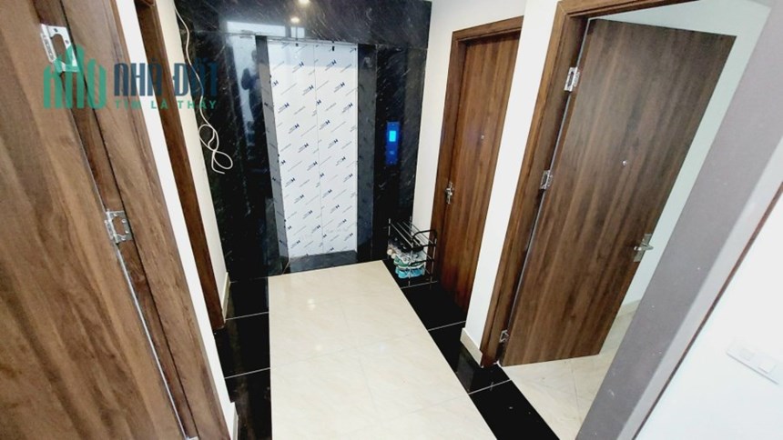 AN DƯƠNG - Ô TÔ TRÁNH, THANG MÁY, NỘI THẤT ĐẲNG CẤP 10.1 TỶ