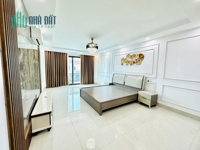 NGHI TÀM - GARA 7 CHỖ, THANG MÁY XỊN, NỘI THẤT CAO CẤP 10.2 TỶ