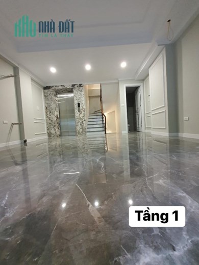 ÂU CƠ - Ô TÔ TRÁNH, THANG MÁY XỊN, NỘI THẤT ĐẲNG CẤP 10.1 TỶ
