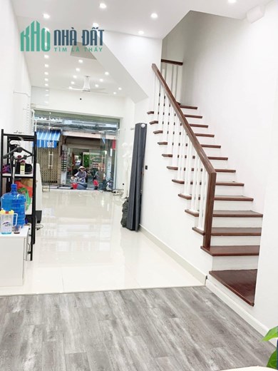Bán Nhà Mặt Phố Kim Hoa 52/56m2*5 tầng, kinh doanh đỉnh, ô tô tránh vỉa hè, nội thất sang xịn nhà