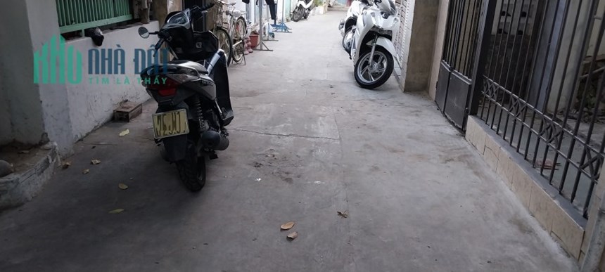 Nhà Hoàng Diệu, kiệt 356  43m2, trước nhà gần 3m, C4 gác lửng, 1.x tỷ