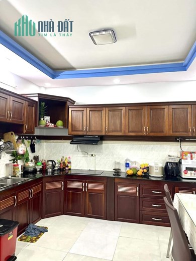 Bán nhà HXH Thạch Lam, P. Phú Thạnh, Q. Tân Phú 56 m2 4 tầng chỉ 5,8 tỷ, Còn TL.