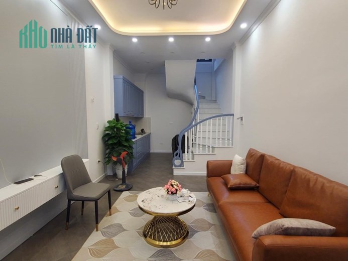 BÁN NHÀ MỚI ĐẸP SANG XỊN MỊN YÊN HÒA CẦU GIẤY 35M2 x 4T 3PN OTO CÁCH 50M CHỈ 5,15 TỶ