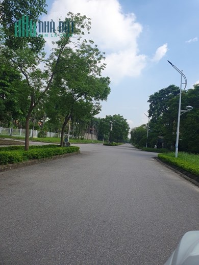 Bán lô Biệt Thự thương phầm khu ĐTM Long Việt- Quang Minh