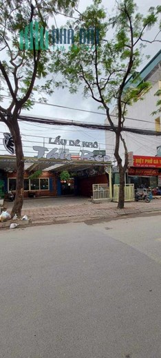 Bán Đất Mặt Phố Dịch Vọng Hậu 656m2 , mặt tền bề thế 19m , mảnh đất vàng còn sót lại choa các nhà