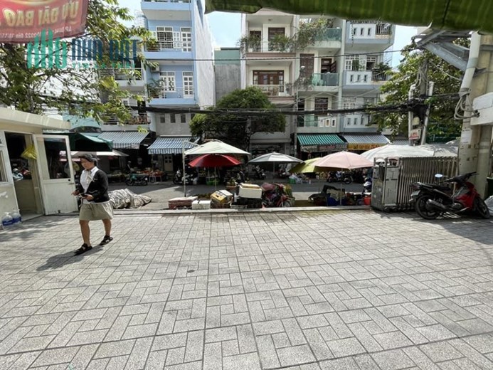 BÁN TÒA NHÀ CHDV - MẶT TIỀN - 796M2 - CÓ 2 THANG MÁY - 7 TẦNG - TN GẦN 600 TRIỆU/THÁNG -TÂN PHÚ,