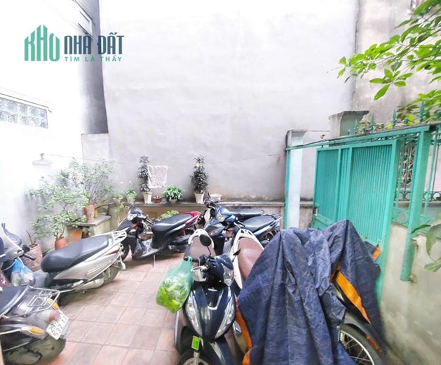 CỰC SỐC CHO CÁC NHÀ ĐẦU TƯ – GIẢM 1.5 CHỈ CÒN 7.6 TỶ
83M2 PHỐ NGUYỄN KHÁNH TOÀN – 3 MẶT THOÁNG -
