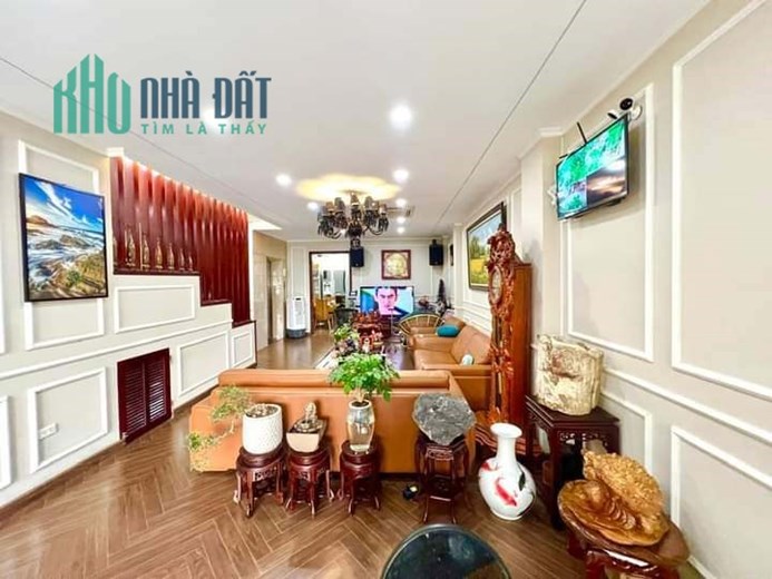 Bán Nhà Ngõ 135 Phố Đội Cấn 118m2 x 5 tầng, view hồ , 2 thoáng, ngõ rộng ô tô dừng đỗ ngày đêm, giá