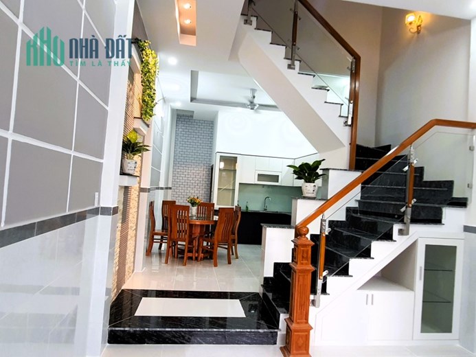 Bán nhà 1T2L 4pn hẻm 6m đường 8 Linh Xuân