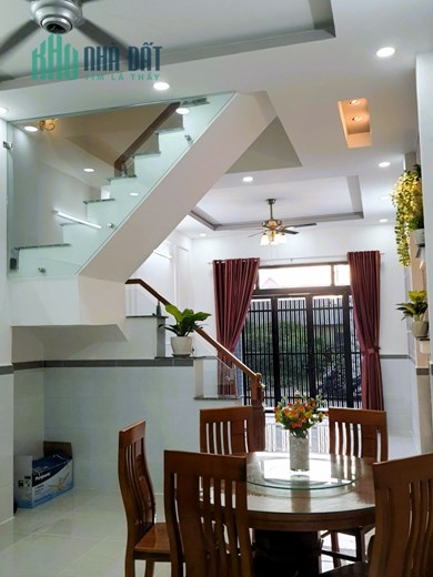 Bán nhà 1T2L 4pn hẻm 6m đường 8 Linh Xuân