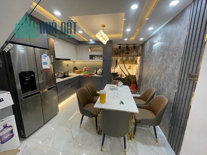 Bán nhà HXH Lê Văn Quới, BTĐ A, Bình Tân, 60m2, 5 tầng, 4 PN, mới cong.
