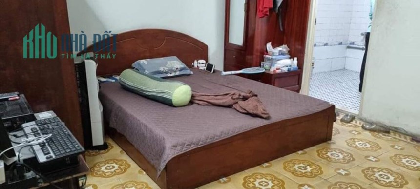 Bán biệt thự đường Cách Mạng Tháng Tám Phường 7, trệt 2 lầu diện tích lớn công nhận đủ