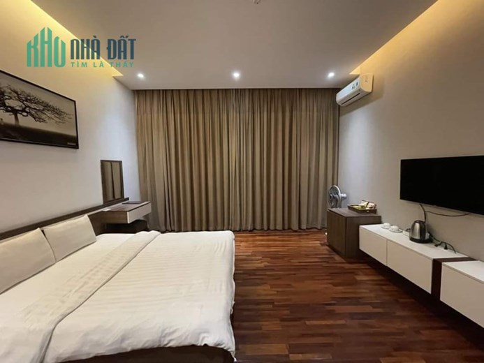 Bán Khách sạn 2 sao Khu BT  Linh Đàm 6 tầng 21 phòng 217m2 doanh thu 300 tr/tháng giá 36 tỷ