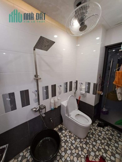 THẬT 300% ! NHỈNH 6 TỶ, NGÕ 38 XUÂN LA - 5 TẦNG - 52M2 - PHÂN LÔ - LÔ GÓC - ÔTÔ VÀO - GẦN PHỐ -