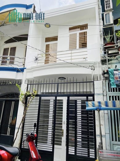 Bán nhà 2 tầng 2PN, 30m2 shr, Hẻm xe hơi, Trương Phước Phan, Bình Tân, chỉ 3.2 tỷ TL