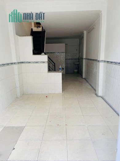 Bán nhà 2 tầng 2PN, 30m2 shr, Hẻm xe hơi, Trương Phước Phan, Bình Tân, chỉ 3.2 tỷ TL