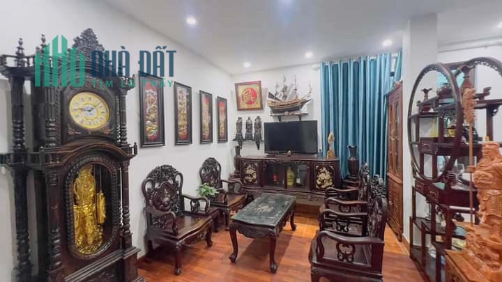Bán Nhà Ngõ 69B Phố Hoàng Văn Thái 58m2 x 5 tầng, căn góc , kinh doanh đỉnh cao, giá đầu tư hơn 17