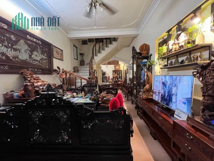 HIẾM, NHÀ ĐẸP TRẦN PHÚ, 74M, NHỈNH 6 TỶ
