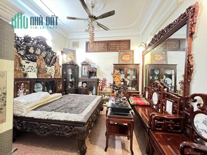 HIẾM, NHÀ ĐẸP TRẦN PHÚ, 74M, NHỈNH 6 TỶ