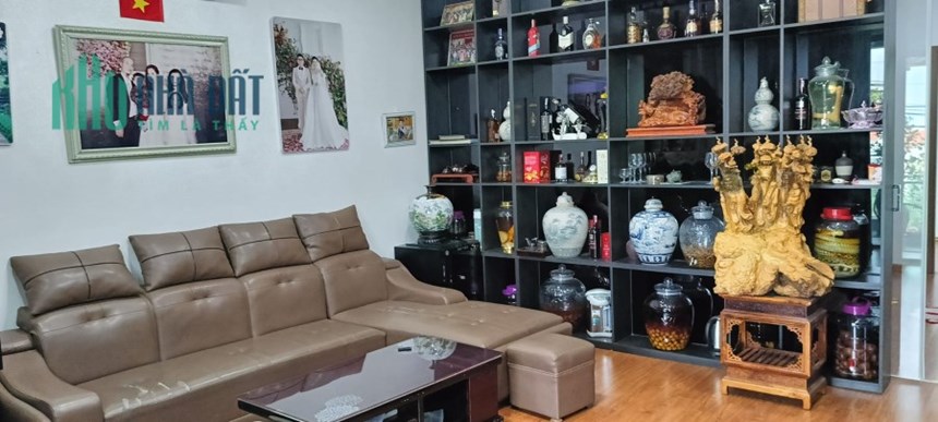 Bán nhà ở mặt phố Đức Thượng thị trấn Trôi 80m2 x5T mt 5m chỉ 5.5 tỷ View hồ, gara ôtô kinh doanh