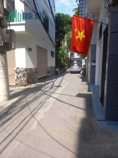 Bán Nhà Ngõ 173 Hoàng Hoa hám 106m2 x 4 tầng , căn góc , 9 phòng khép kín full nội thất , gara ô tô