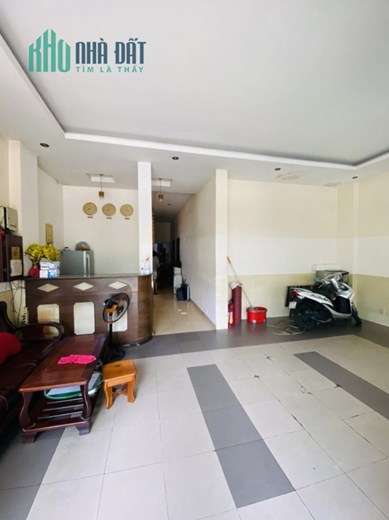 Khách Sạn 2MT Hẻm 16M - 7Mx17M 4Tầng 13Phòng Tân Quý Quận Tân Phú.