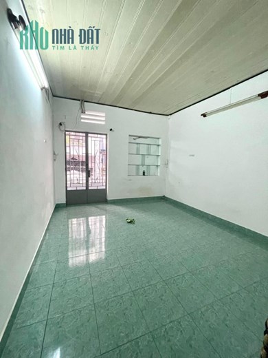 CHÍNH CHỦ TRANG BÌA- ÔTO NGỦ TRONG NHÀ  – GIÁP QUẬN 7 – CÁCH QUẬN 1 QUẬN 4 CHỈ 1 CÂY CẦU .
