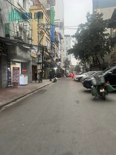 Bán nhà phố Đại Cồ Việt, ô tô tránh, xây biệt thự, tòa VP đỉnh, 200m, mt 12m, 38 tỷ