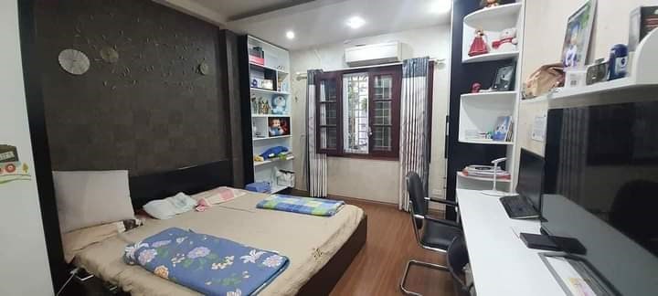 Bán Nhà Mặt Ngõ Phố Xã Đàn 2 47m2 x 5 tầng ,  ngõ thông rộng kinh doanh đỉnh , giá đầu tư chỉ hơn
