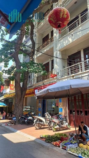 Bán gấp nhà Lô góc Chợ Khâm Thiên, Đống Đa, 70m2, mt10m, giá 4.5 tỷ