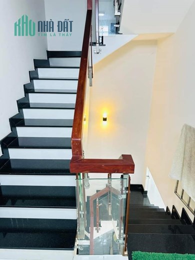 Bán nhà MTKD Kinh Dương Vương Bình Tân dtsd 240m2 sổ hồng 7.xx tỷ. Lh:0375129329